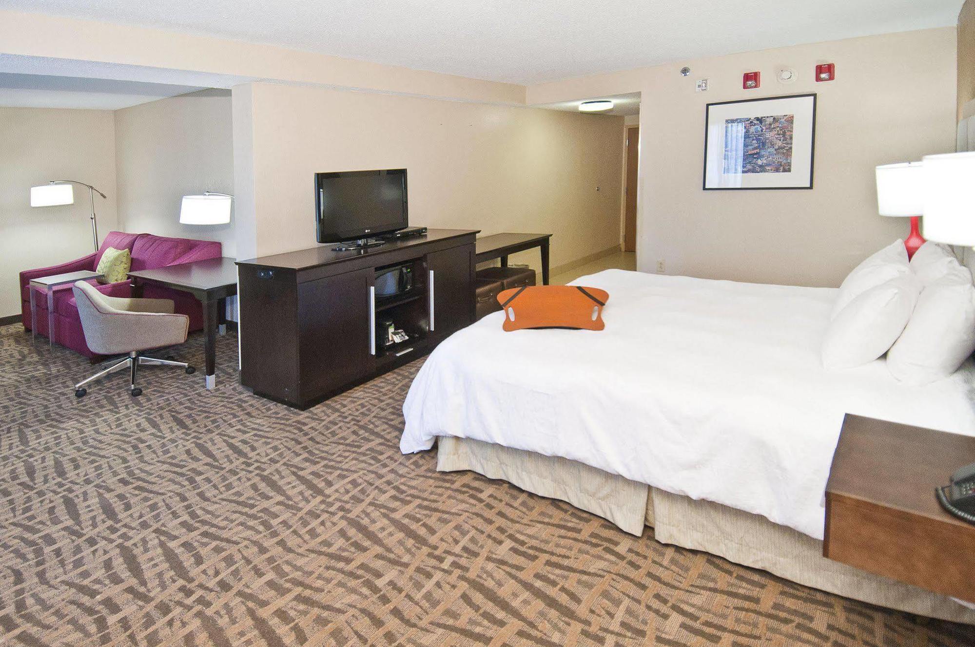 Hampton Inn Jackson Pearl Intrntl Airport Exterior foto